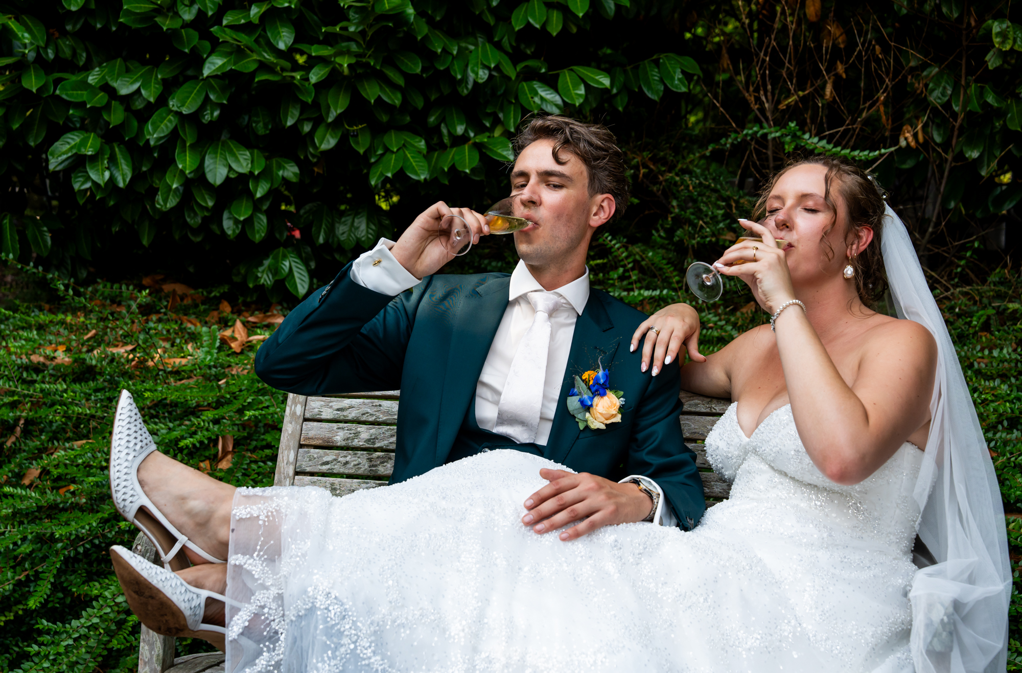 Borrelmoment van het bruidspaar